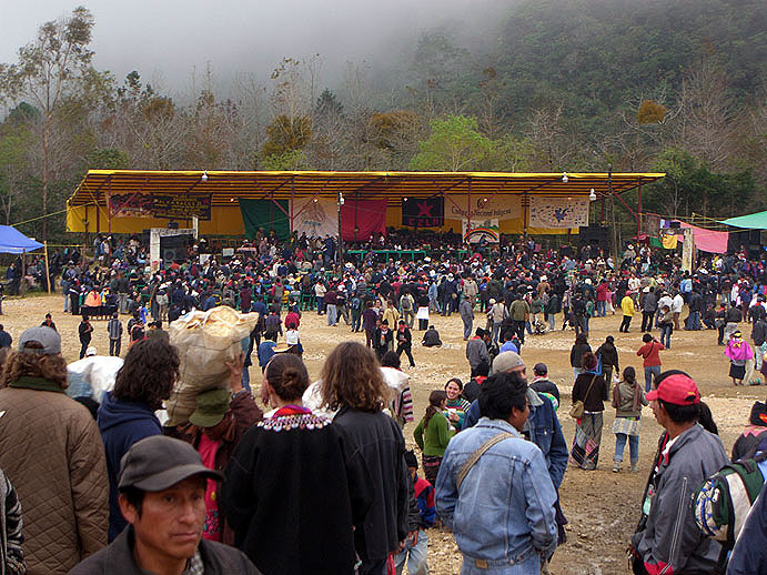 Resultado de imagen para pueblos zapatistas