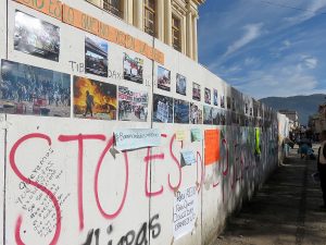 Vista a la “Barricada de palabras” que se instaló en San Cristóbal de las Casas para expresar solidaridad con el magisterio © SIPAZ