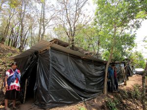 Campamento de desplazados en Shishimtontic, municipio de Chalchihuitán, Chiapas © SIPAZ