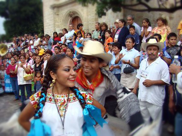 Fiesta de la Calenda, 15 de julio © Oaxaca en Pie de Lucha