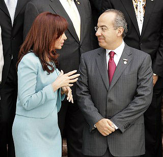 Cristina Fernández de Kirchner y Felipe Calderón Hinojosa durante el viaje a Argentina del presidente mexicano