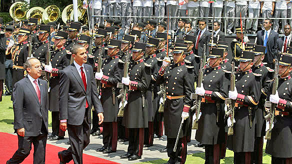 Presidents Barack Obama and Felipe Calderón © Reuters