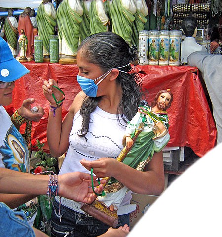 Scene from Mexico City in times of epidemia © Noé Pineda Arredondo