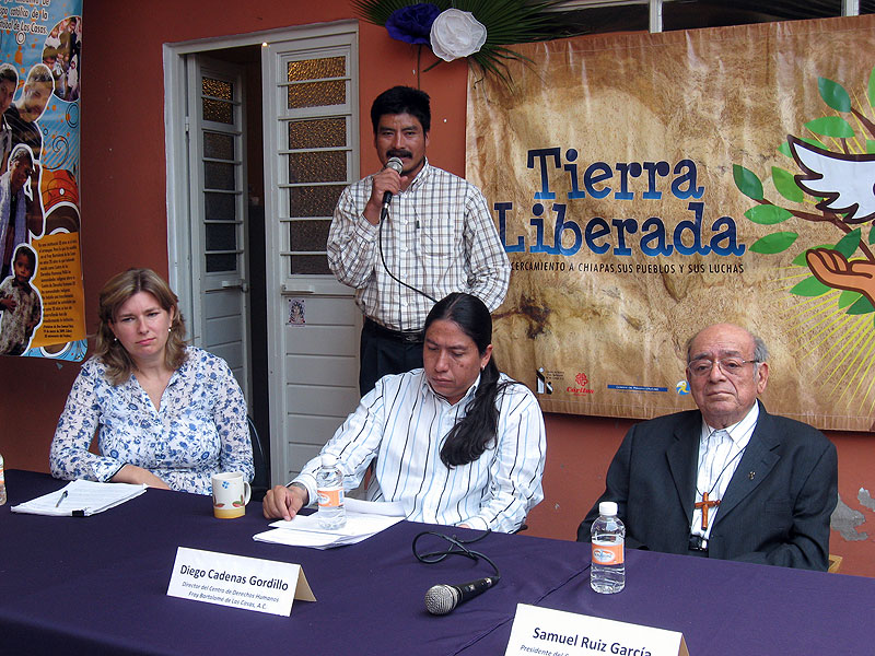 Presentation du rapport du Centre des Droits Humains Fray Bartolomé de las Casas, mai 2010 © SIPAZ