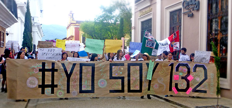Protest of #IAm132 in San Cristóbal de Las Casas © SIPAZ