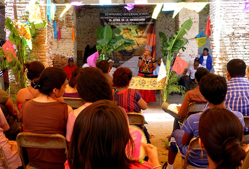 Seminario Internacional “Megaproyectos de energía y territorios indígenas: El Istmo en la encrucijada”, en Juchitán de Zaragoza, Oaxaca, 26, 27 y 28 de julio 2013 © SIPAZ