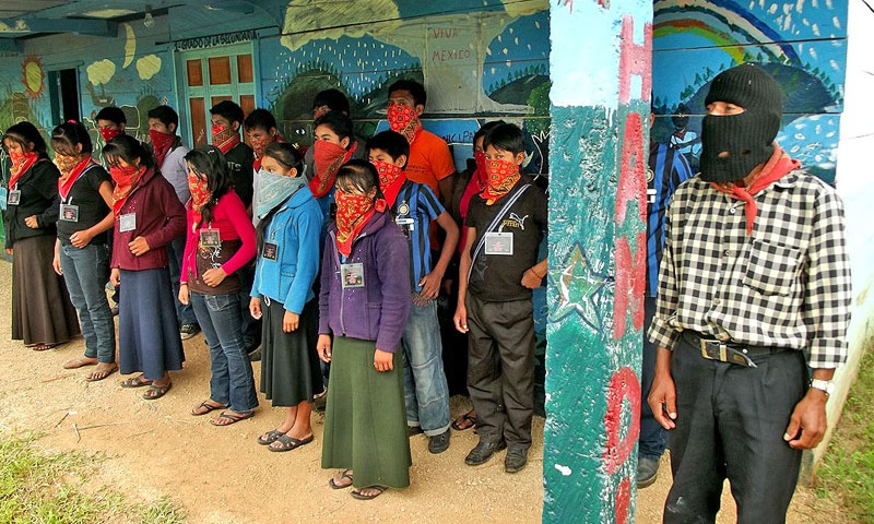 Zapatista autonomous high school, during the “little school,” August 2013 © SIPAZ