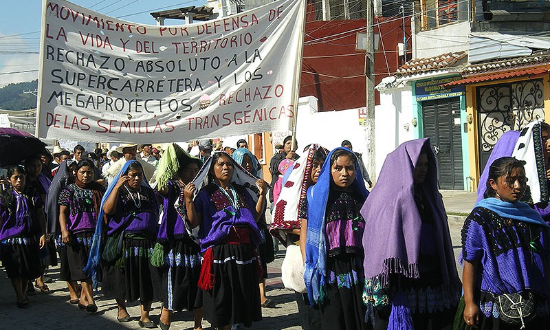 Rechazo absoluto a la carretera SCLC-Palenque y a los megaproyectos, peregrinación del Pueblo Creyente, noviembre de 2015 © SIPAZ