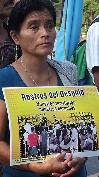 Lanzamiento de la Campaña “Rostros del despojo”, Palenque, noviembre de 2014 © SIPAZ