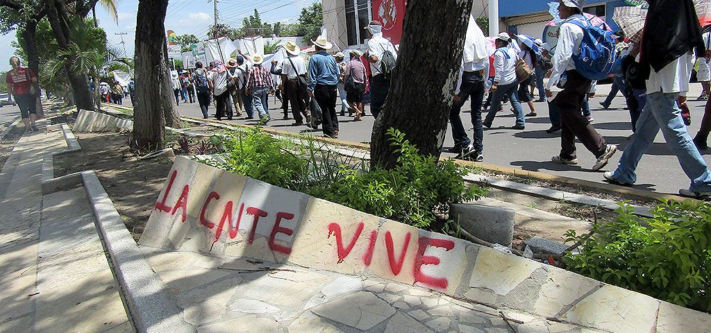 Pèlerinage du Peuple Croyant en soutien aux mouvement des enseignant(e)s à Tuxla Gutiérrez © SIPAZ