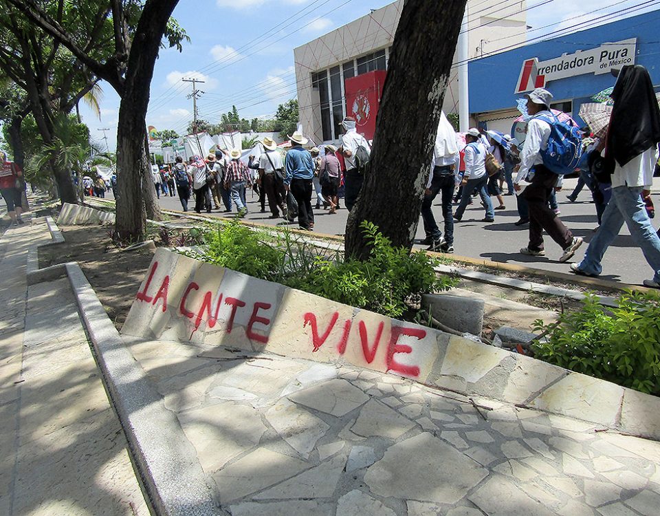 Pèlerinage du Peuple Croyant en soutien aux mouvement des enseignant(e)s à Tuxla Gutiérrez © SIPAZ