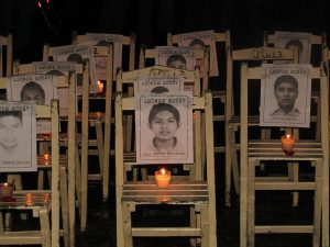Veranstaltung für die 43 verschwundenen studierenden aus Ayotzinapa © SIPAZ
