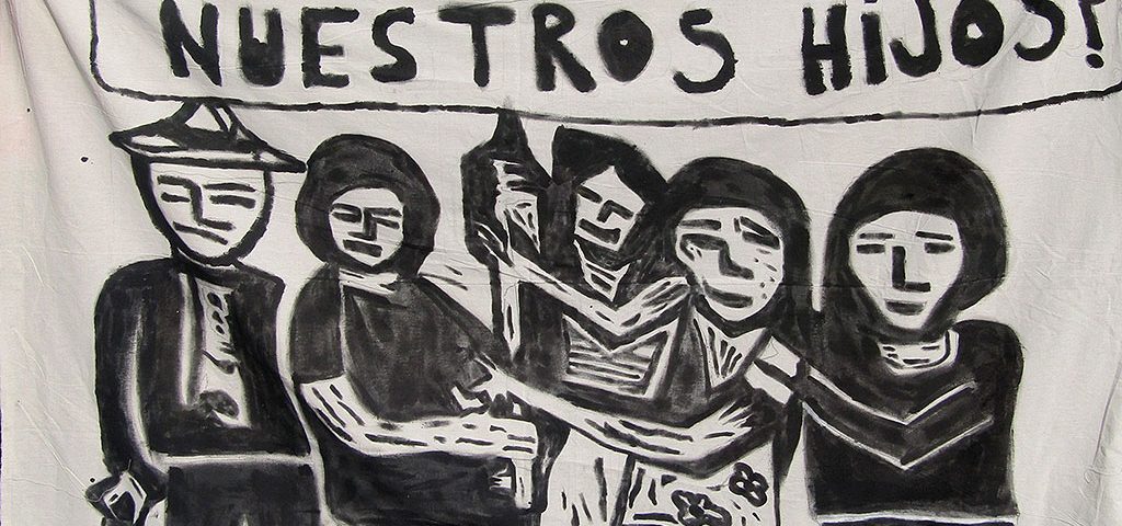 “¿Dónde están nuestros hijos”, manta en el marco de una movilización ante las desapariciones forzadas © SIPAZ - Archivo