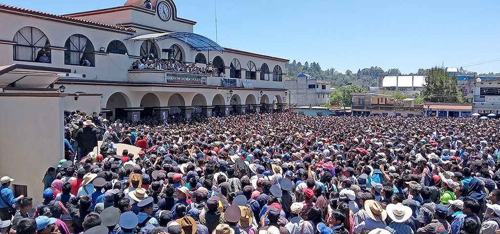 Elections par le biais des us et coutumes dans la municipalité d’Oxchuc © SIPAZ