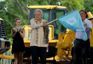 Flagging of megaprojects in southeastern Mexico © Alonso Cupul/EPA