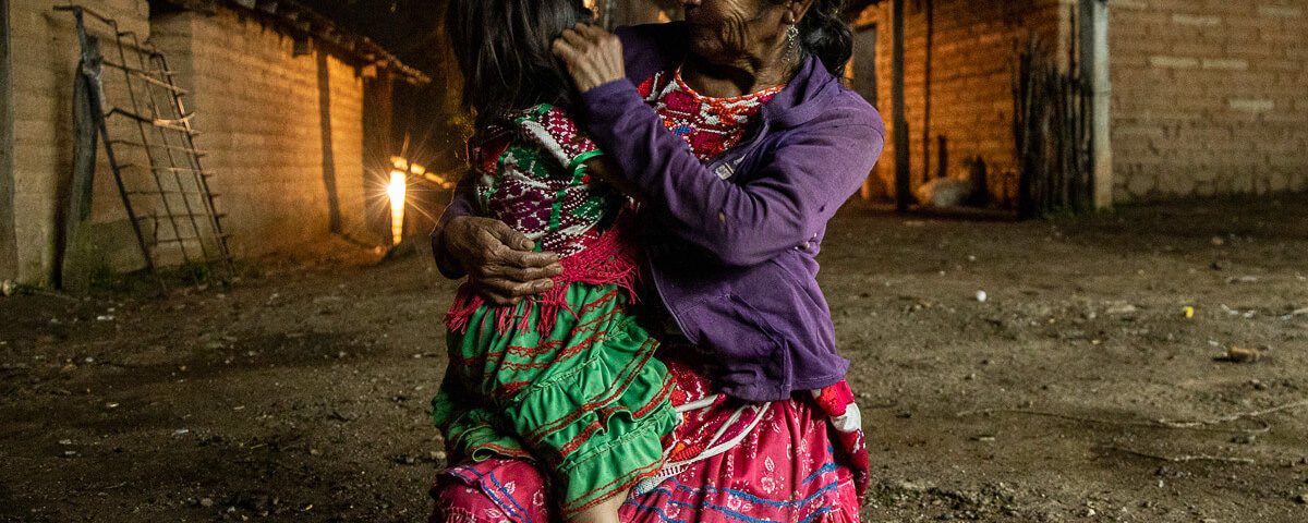 Campagne "Aidez-nous pour que plus de femmes indigènes de la Montagne soient libérées de la violence" © Tlachinollan