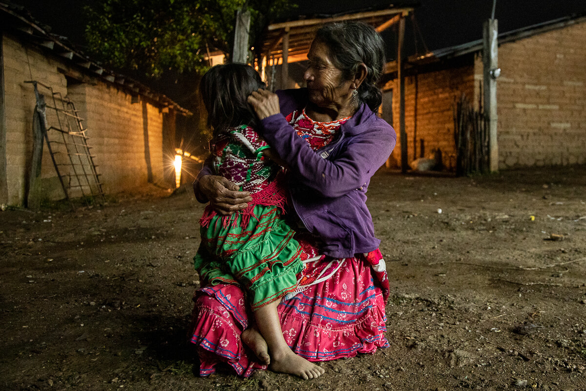 Campaign "Help us to make more indigenous women of the Mountain free of violence" © Tlachinollan