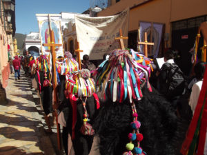 Pilgerreise der gläubigen Bevölkerung, San Cristóbal de Las Casas, Januar 2022 © SIPAZ